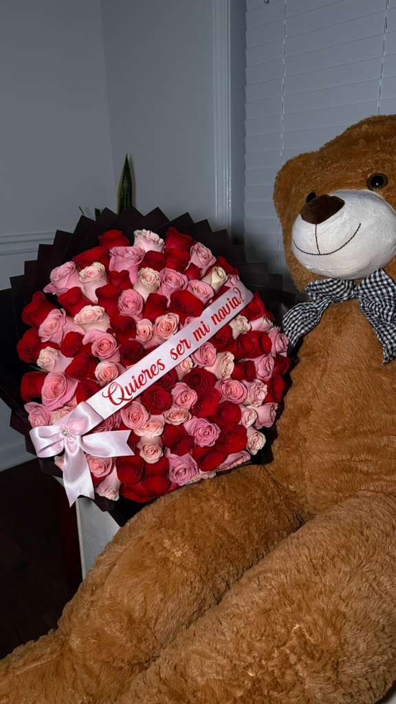 Ramo de 100 Rosas